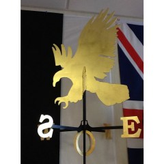 kultainen tuuliviiri